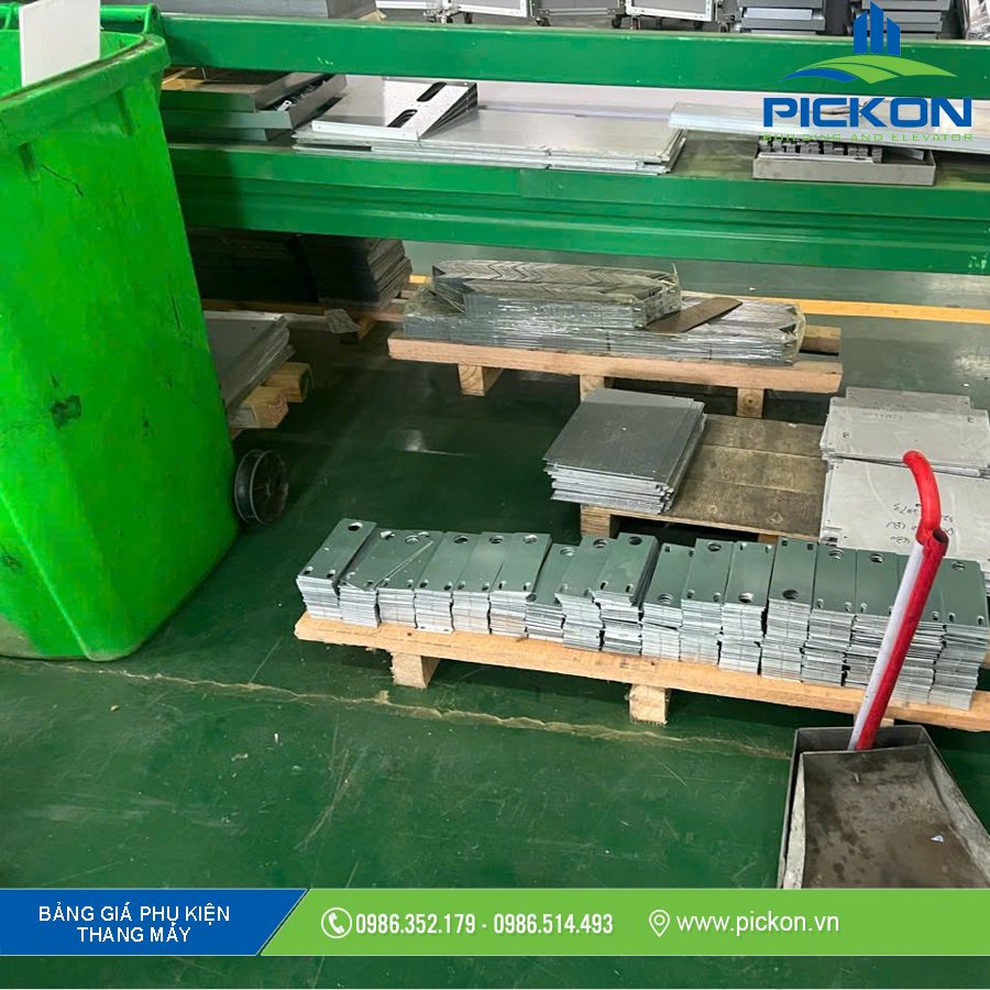 Bảng giá phụ kiện thang máy